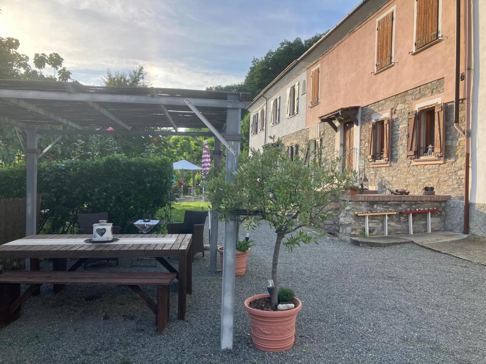 Casa Petra - Casa Tre Stelle - Casa Caneva - Ferien Fuer 6-14 Personen Ponti 외부 사진